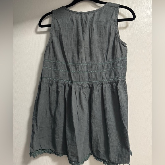 Easel Gray Green Sleeveless Tank Size Medium - Picture 4 of 5